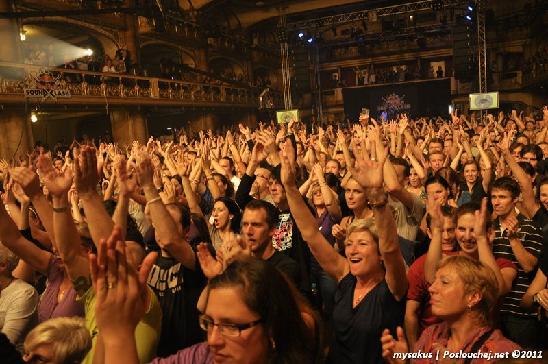 RED BULL SOUNDCLASH   VOL. II - Pátek 21. 10. 2011